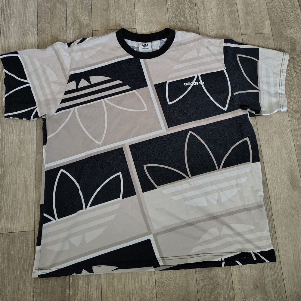 Men's Adidas Graphic Print T-shirt XL